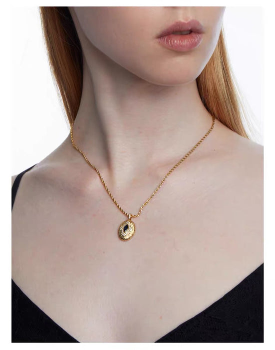 OCTOVITA Romantic Rome Collection Necklace - Original French-Inspired 18K Gold Heart Pendant, Luxe Minimalist Collar Chain