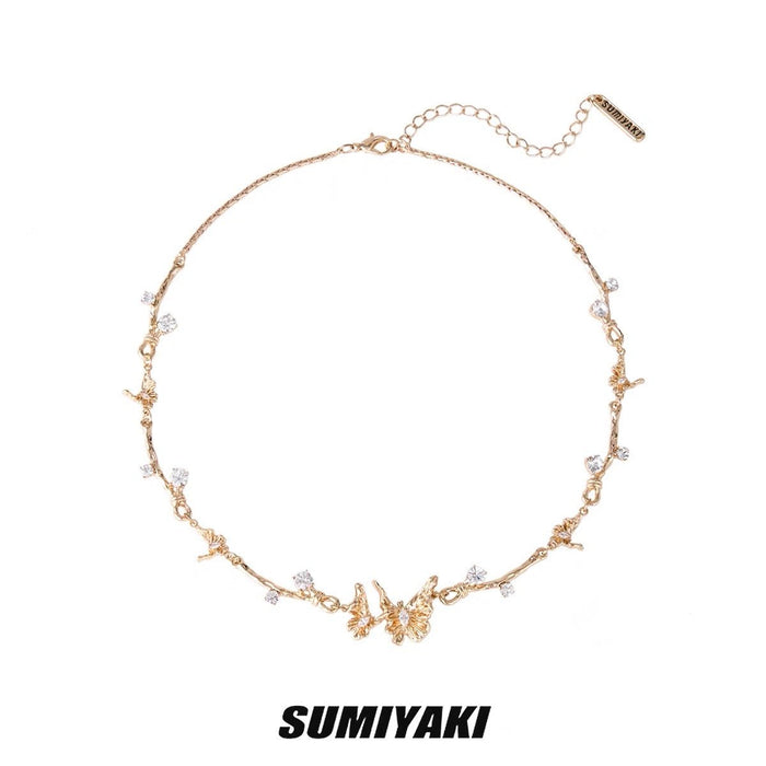 SUMIYAKI Fall/Winter Vintage Heavy-Duty Gold Butterfly Necklace - Luxe Copper Collar Chain, Chic and Elegant Women’s Jewelry