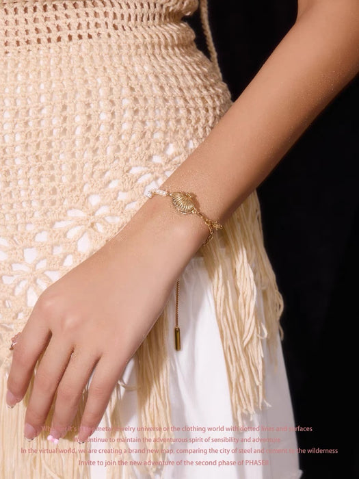 SUMIYAKI Ocean Bracelet - Gold Shell Luxe Design, Pearl Patchwork, Unique and Fashionable Jewelry with a Vacation Vibe