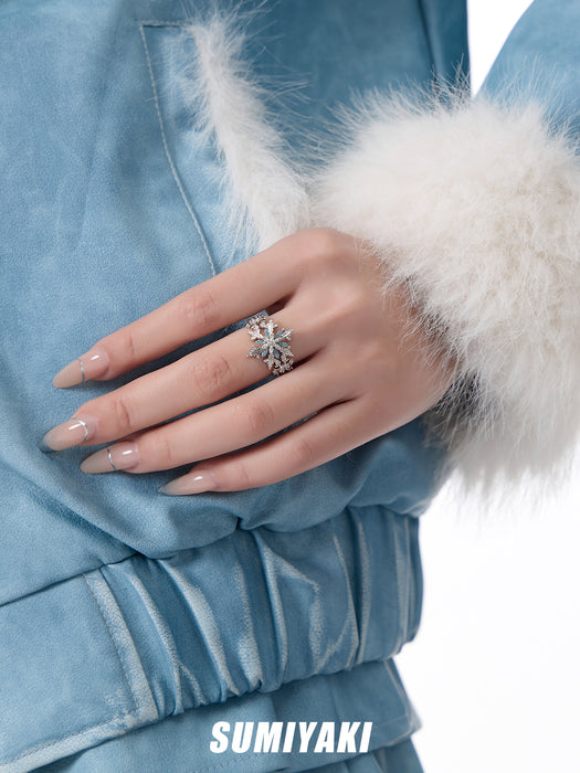 SUMIYAKI Lucky Spinning Snowflake Layered Ring – Adjustable, Sparkling & Festive Statement Jewelry