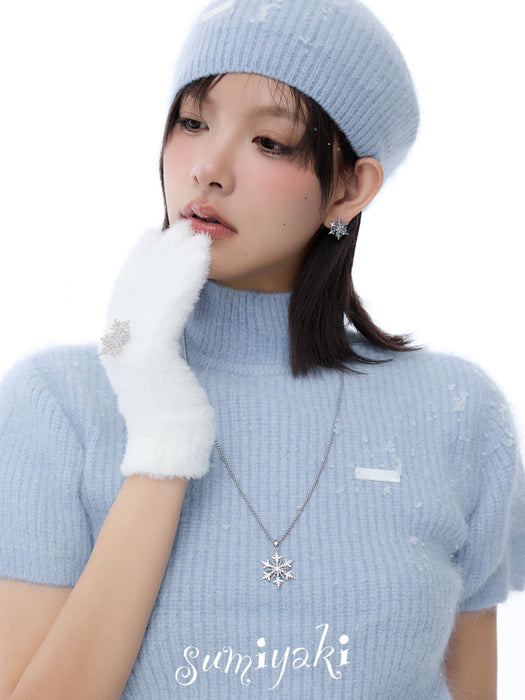 SUMIYAKI Christmas Snowfall Series Snowflake Pendant Necklace – Festive, Sparkling & Elegant Gift Choice