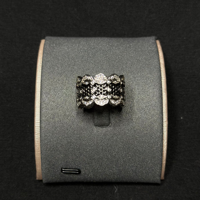 Bucherati black hollow ring