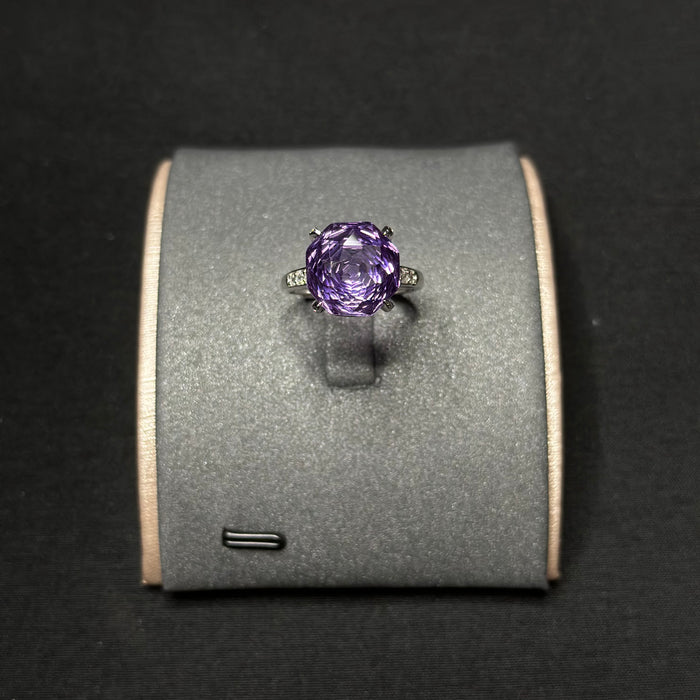 Natural amethyst ring