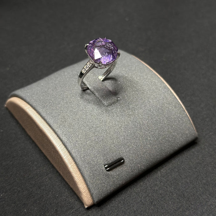 Natural amethyst ring