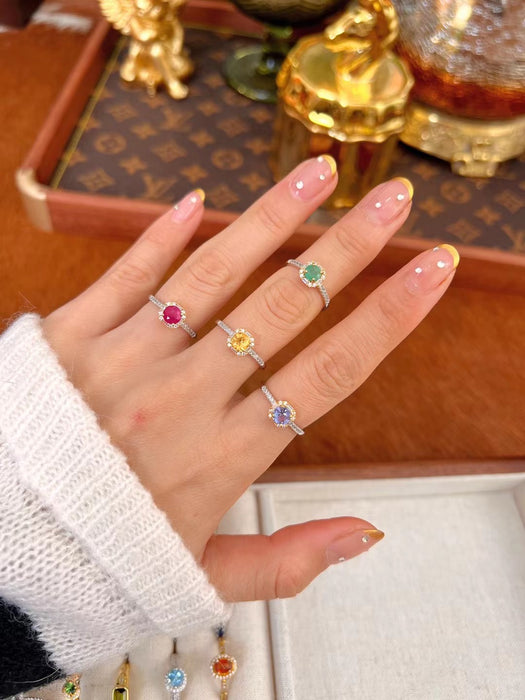 Four-color natural gem ring